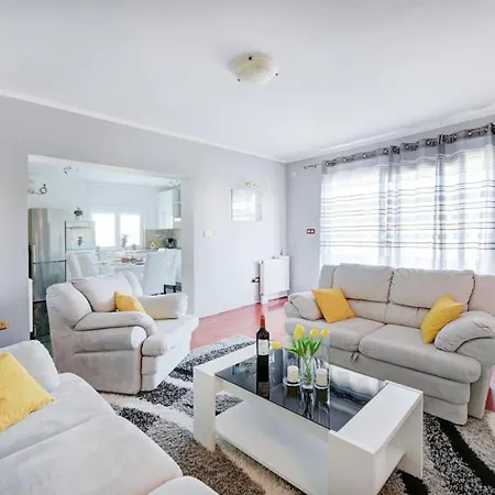 Villa Mateo